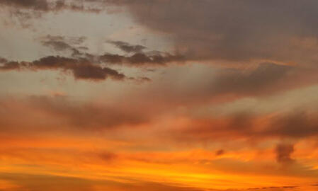 the sky as the sun sets